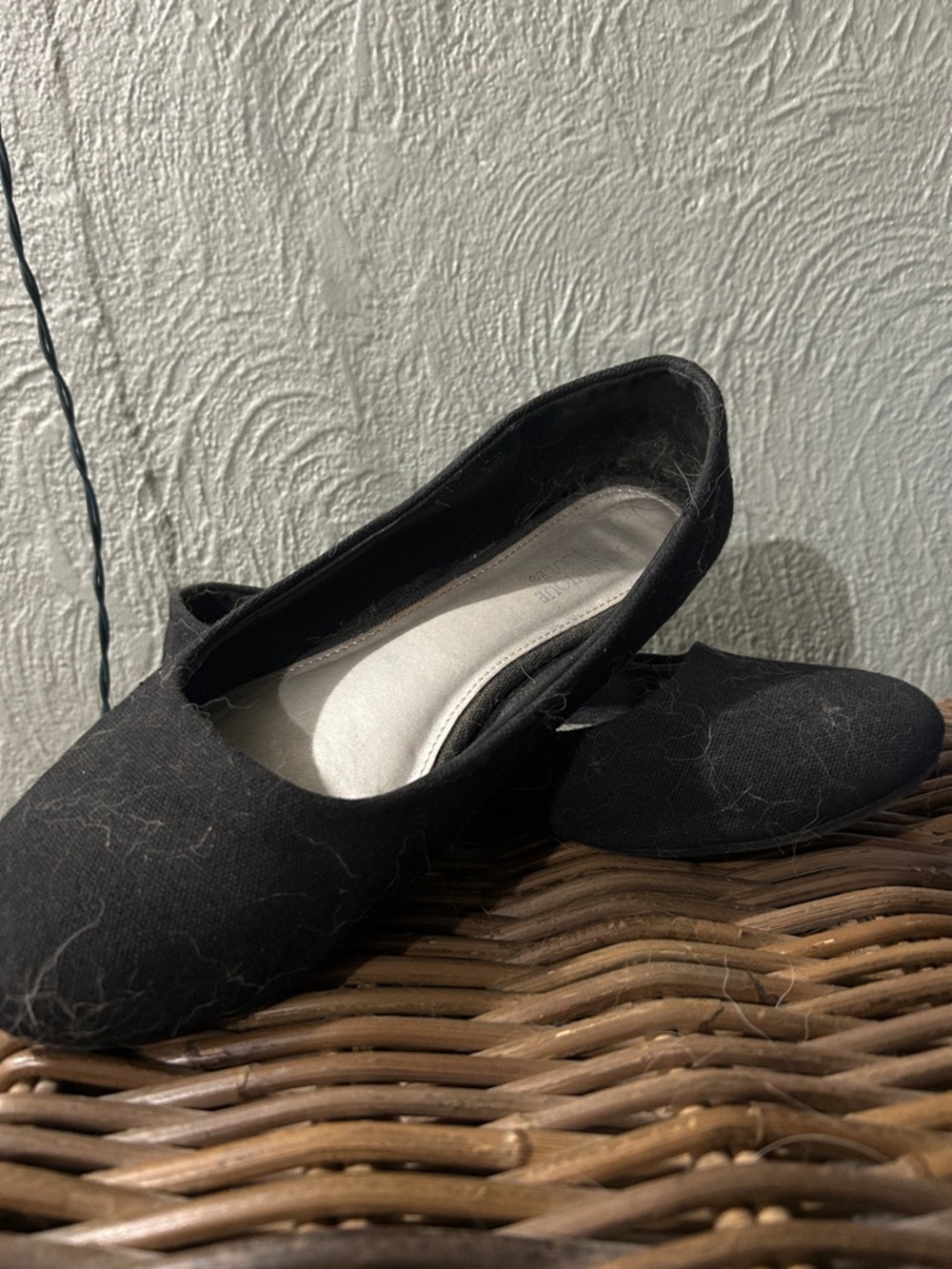Women's Black Slip-On Ballet Flats